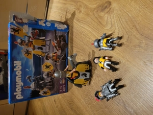Playmobil 4871 - Vier Ritter mit Pferd