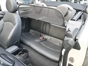 MINI Cooper Cabrio Autom Klimaaut Leder Navi PDC Alu Bild 5