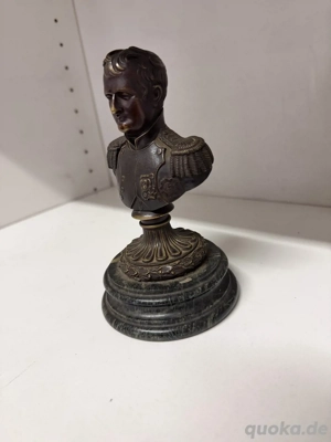 Napoleon Antike Medallstatue auf Steinsockel 