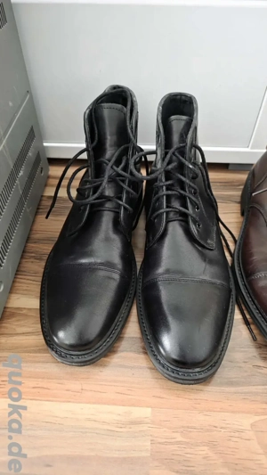 2 neue Männer Schuhen 
