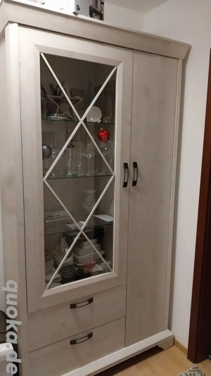 Großer Vitrinen Schrank 