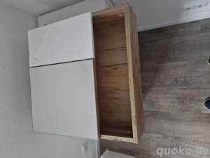 Waschbeckenschrank