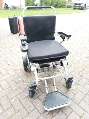 Elektro Rollstuhl FreedomChair A08L zu verkaufen