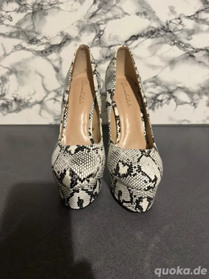 Schuhe in Größe 38