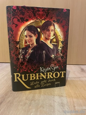 Unterschiedliche Jugendbücher  