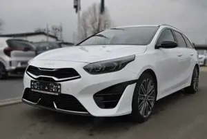 Kia Ceed / cee'd SW 1.5 T-GDI DCT7 GT Line UVP 41.059 EUR