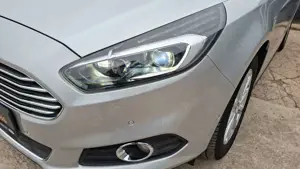 Ford S-Max S-MAX Titanium AWD/EURO6/KAMERA VORNE HINT Bild 4