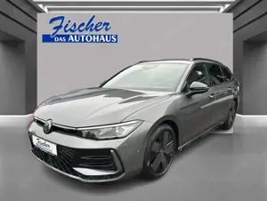 Volkswagen Passat 1.5 eTSI 110 kW R-Line Pano AHK