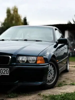 BMW 318 318i