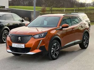 Peugeot 2008 Allure BlueHDi 130 EAT8 Bild 2