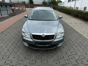 Skoda Octavia Combi 1.8 TSI DSG Elegance Bild 4