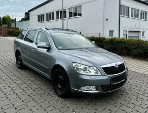 Skoda Octavia Combi 1.8 TSI DSG Elegance Bild 1