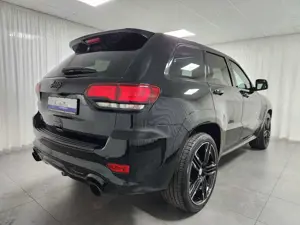 Jeep Grand Cherokee 6.4 V8 HEMI SRT AHK ACC CarPlay Bild 4