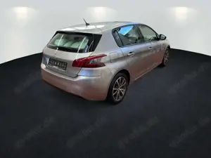 Peugeot 308 1.5 BlueHDi 130 Active Navi+SHZ+Kamera Bild 5