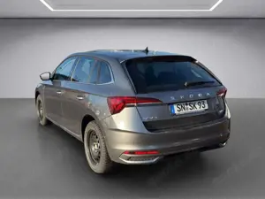 Skoda Scala 1.5TSI DSG Tour AHK SHZ AHK ACC FACEL. LED Bild 3