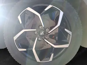 Hyundai IONIQ 5 EV 2WD 77kWh TECHNIQ Teilleder elHK PanD Bild 5