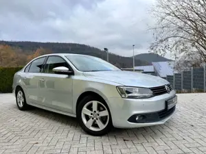 Volkswagen Jetta VI 1.2 TSI Comfortline Shz-Klima-1.Hand