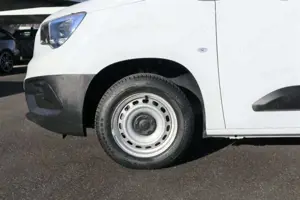 Opel Combo Combo Cargo 1.5 D Klima/Tempomat/Bluetooth Bild 4