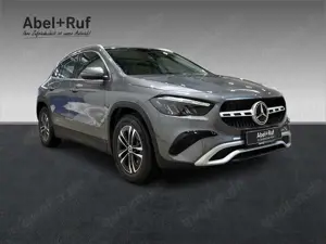 Mercedes-Benz GLA 200 LED+PARKTRONIC+Kamera+DAB+AHK Bild 3