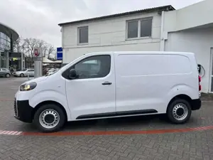 Toyota Proace 2,0-l-D-4D L1 Meister Bild 3