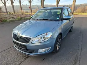 Skoda Fabia Family 1.2 TSI TÜV 12/2027 **Garantie**