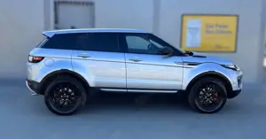 Land Rover Range Rover Evoque TD4 Aut. SE Bild 2