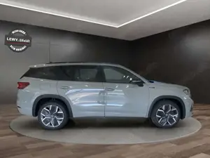 Skoda Kodiaq 2.0 TSI 4x4 DSG Sportline+DCC+MATRIX+ Bild 3