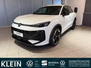 Volkswagen T-Roc R-Line 1.5 l eTSI OPF 110 kW (150 PS) 7-Gang-Doppe