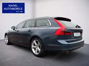 Volvo V90 Kombi Momentum/Leder/Navi/SHZ/LED/USB Bild 4