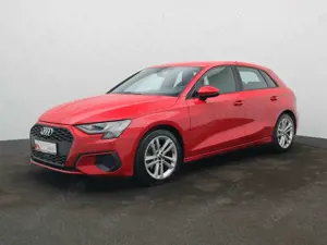 Audi A3 S-Line 35 TFSI S-tronic / AHK, RFK Bild 2