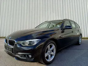 BMW 320 i Touring Advantage LED/Leder/Nav/Pano/AHK