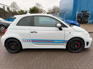 Abarth 500 595 esseesse.Navi.Xe.Akarapovic.Martini Bild 5