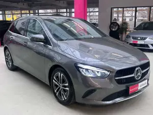 Mercedes-Benz B 200 Automatik LED+Navi+Kamera+DAB+MBUX Bild 2