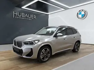 BMW X1 xDrive23i [M Sport, HUD, AHK, ACC, RFK, 19" LMR]