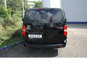 Toyota Proace L2 Shuttle Autom.Comfort 9 Sitzer Bild 4