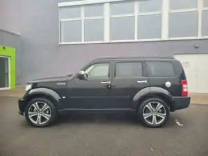 Dodge Nitro 3.7 LPG Automatik Nur 105 Tkm-AHK-Schiebedach-PDC