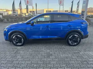 Nissan Qashqai 1.3 48V 7-AT Connecta LED AVM P-Dach S-K Bild 3