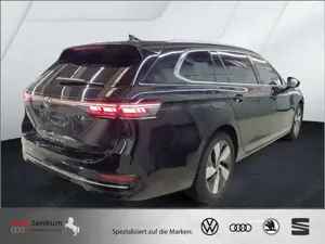 Volkswagen Passat Variant 2.0 TDI Elegance CarPlay AHK*Kamera*Matrx*IQ.Drive