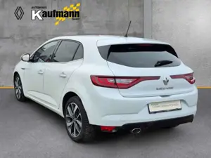 Renault Megane IV BOSE-Edition HU 12/2027 HUD Navi Digitales Cock Bild 4