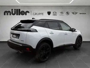 Peugeot 2008 GT HYBRID 145 e-DSC6 Hybrid Bild 2