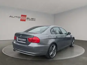 BMW 325 DIESEL + NAVIGATION + TEMPOMAT + SITZHEIZUNG Bild 5