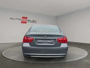 BMW 325 DIESEL + NAVIGATION + TEMPOMAT + SITZHEIZUNG Bild 4
