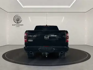 Dodge RAM 1500 5.7 HYBRID LONGHORN LIM./VOLLAUSTATTUNG Bild 4