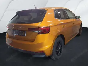 Skoda Fabia Selection 1.0 TSI LED PDC Tempomat Sitzh BT LED PD Bild 3