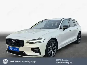 Volvo V60 B4 B DKG Plus Dark Licht-Paket * Pano