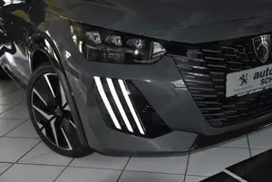 Peugeot 208 Hybrid 136 GT Bild 5
