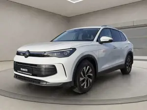 Volkswagen Tiguan 1.5 eTSI DSG Life+Pano+Anhängerkupplung