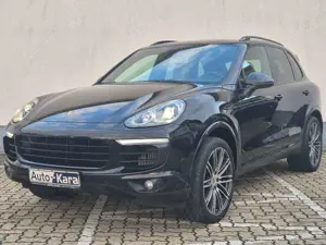 Porsche Cayenne S Platinum Edition*21"*1.Hand*45tKM*Bose*Xenon*