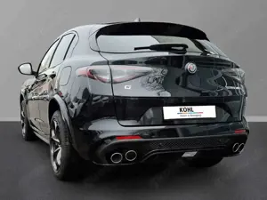 Alfa Romeo Stelvio Quadrifoglio Q4 2.9 V6 Bi-Turbo 520PS AT8 Navi Bild 3