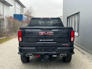 GMC Sierra 1500 AT4 Crew Cab sofort Bild 5